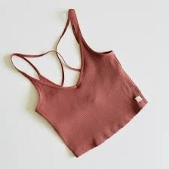 Vuori Womens Ribbed Crop Tank in Terracotta Size XL Strappy Activewear Like New - Picture 1 of 5